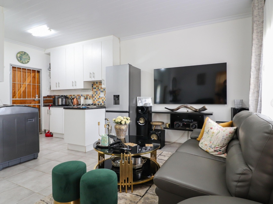 2 Bedroom Property for Sale in Amalinda Eastern Cape